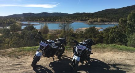 motos et lac